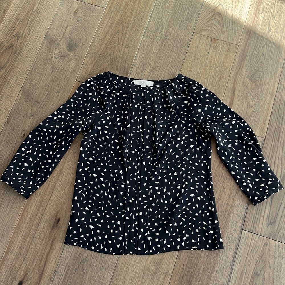 LOFT | pleated front blouse, size XSP